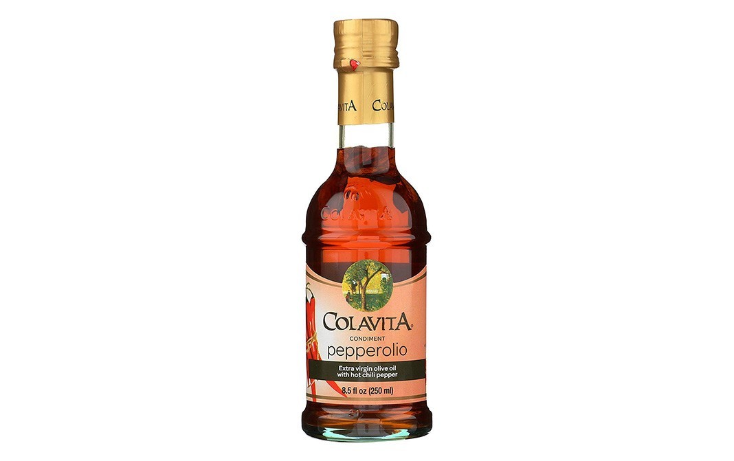 Colavita Pepperolio Extra Virgin Olive with hot Chilli Pepper    Glass Bottle  250 millilitre
